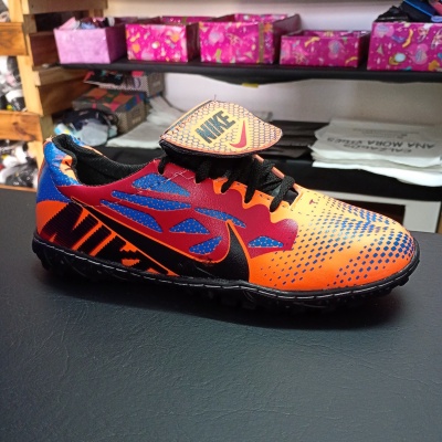 Botines Papi Fútbol Nike Mercurial