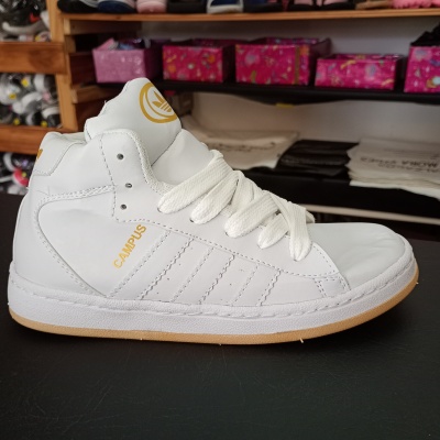 Botitas adidas Campus