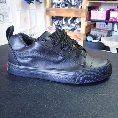 Zapatillas Vans Knu Skool