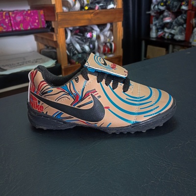 Botines Papi Fútbol Nike Mercurial