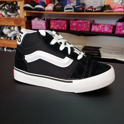 Botitas Vans Knu Skool