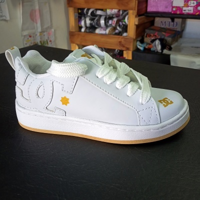 Blancas - Zapatillas DC Court Graffik Infantiles