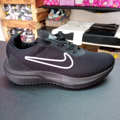 Zapatillas Nike Revolution 8 Infantiles