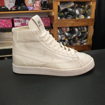 Botitas Nike Blazer Mid