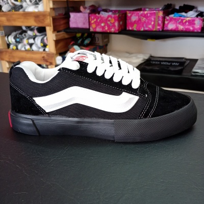 Zapatillas Vans Knu Skool