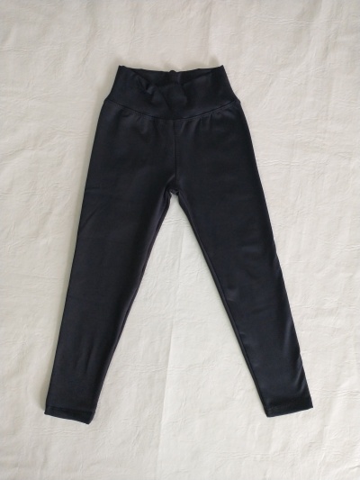 Negro - Calza de Licra Frisada Infantil